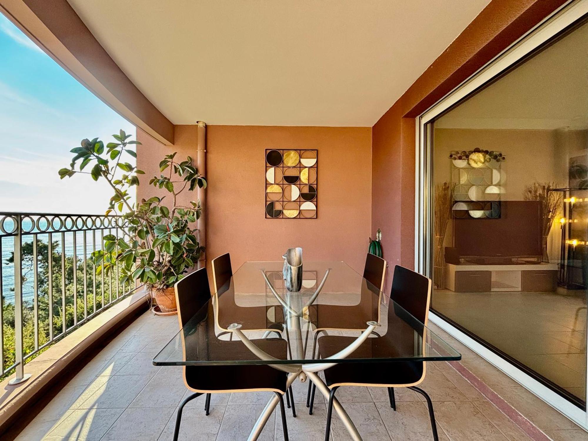 Apartamento Superbe 3 pièces sur la baie de Théoule Exterior foto